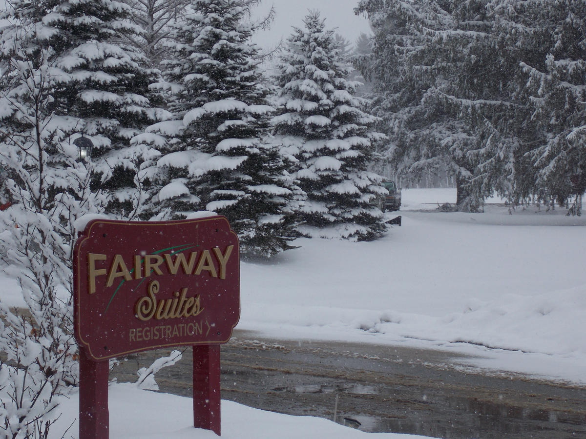 Fairway Suites At The Peak French Creek ภายนอก รูปภาพ