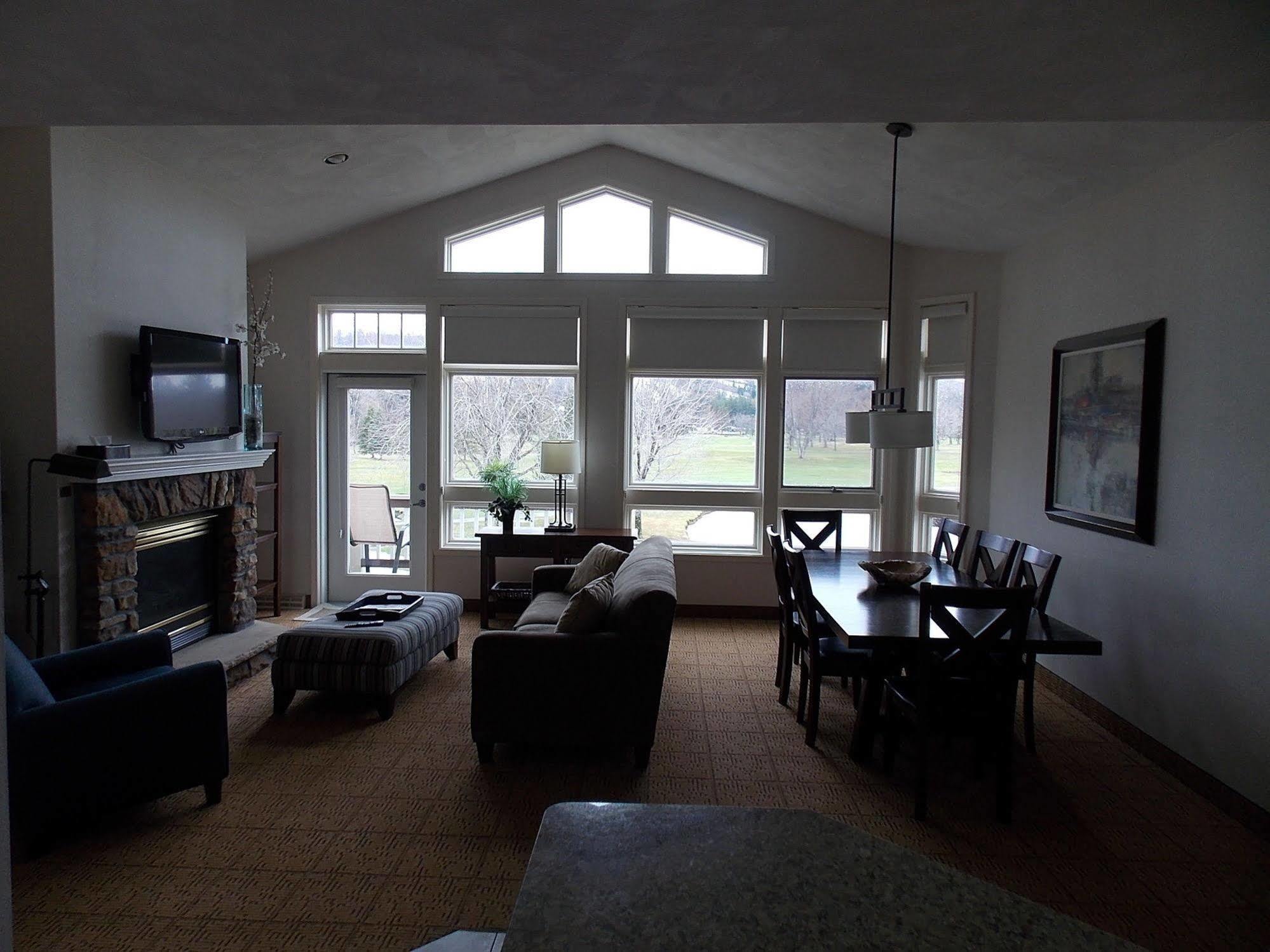 Fairway Suites At The Peak French Creek ภายนอก รูปภาพ
